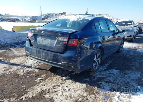 2024 Subaru Legacy Premium z USA, uszkodzony, nr VIN 4S3BWAD64R3028892